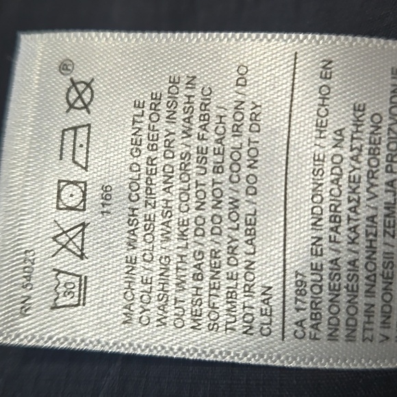 Athleta Women's Trekkie Bermuda 2.0 Black Size 12 - Picture 10 of 10